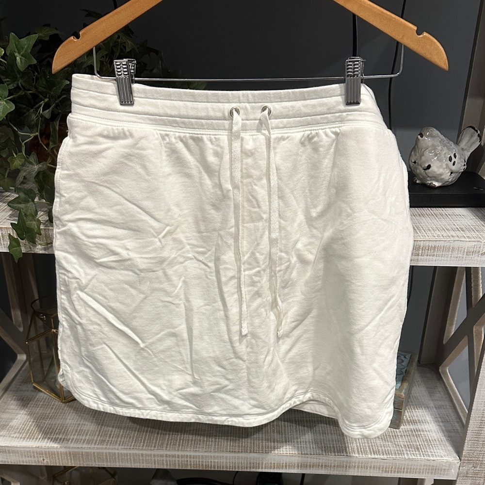 Karen Scott White Drawstring Skort